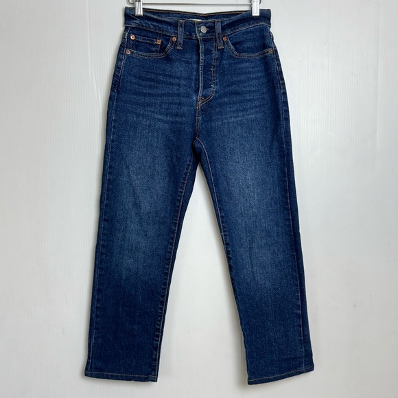 Levi's Denim - Levi's Premium Wedgie Straight Cropped High
Rise jeans size 27